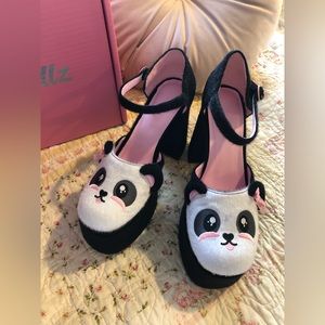 NIB Sugar Thrillz Huggable Honey Platform Heels - see photos